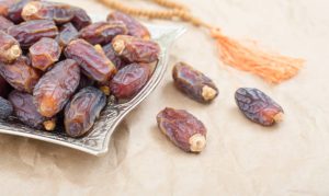 بهترین خرما پیارم درجه یک + ارسال به سراسر کشور